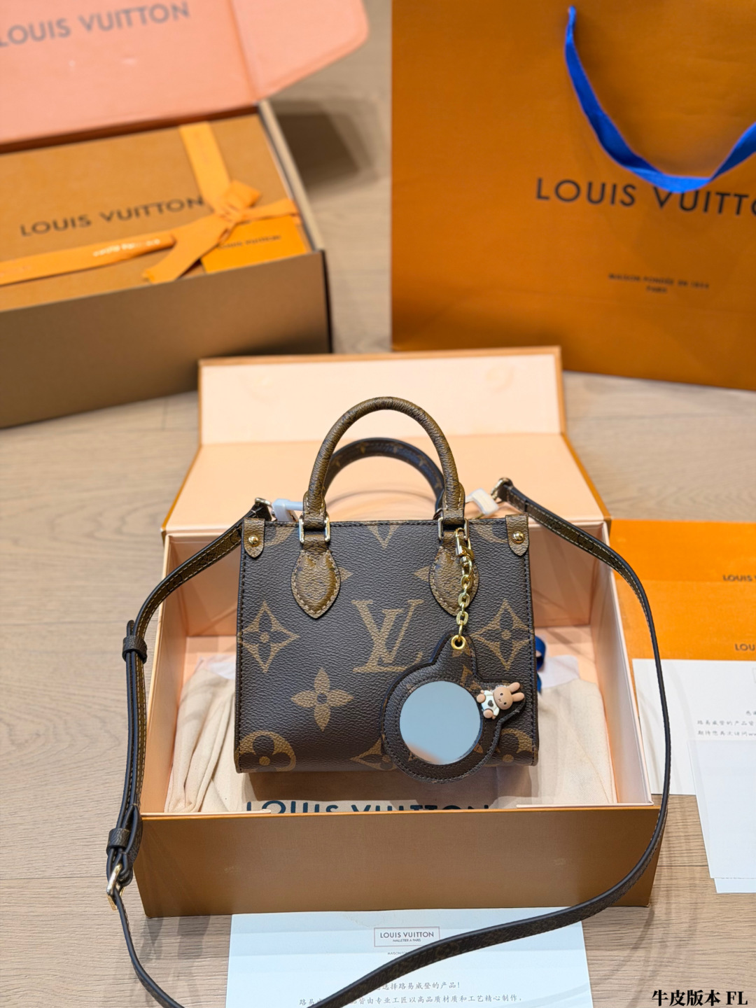 LV Monogram Handbag Cowhide Leather 7 206